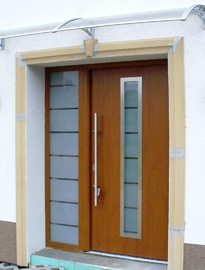 Eingangstür aus Massivholz,Außentür aus Eiche   www.villior-house.de